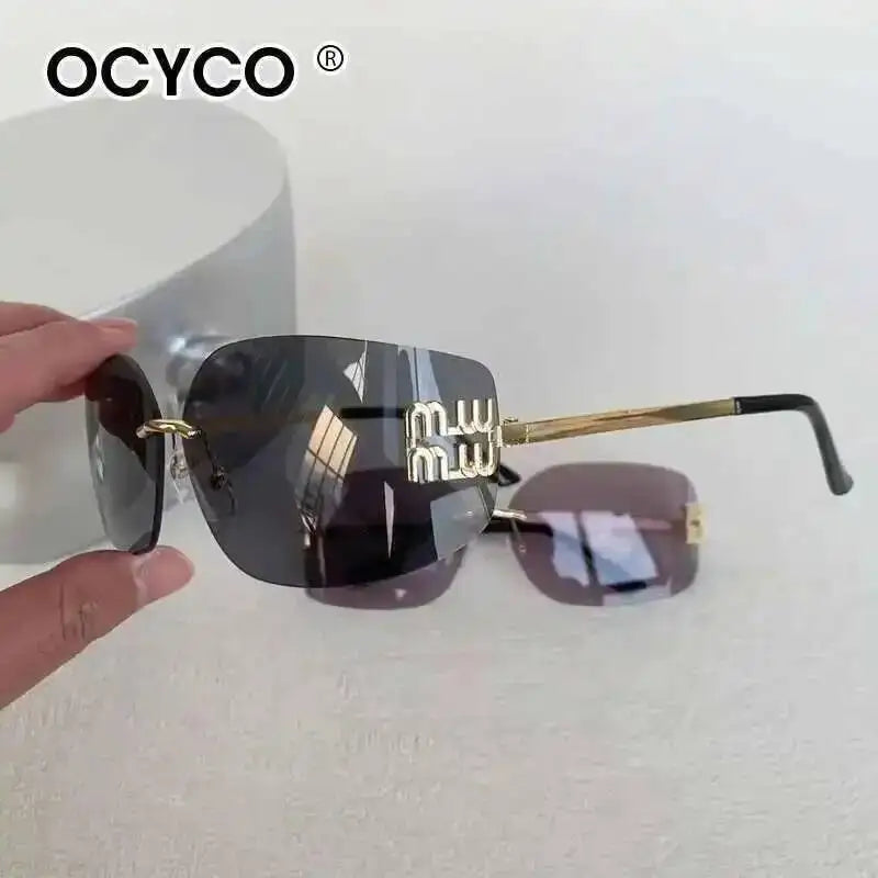 Lunette de soleil marque de luxe miumiu